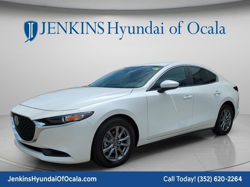 Used 2024 MAZDA MAZDA3 s FWD image 7