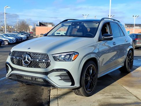 New 2026 Mercedes-Benz GLE 450 4MATIC image 3