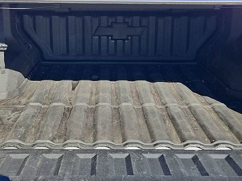 Used 2024 Chevrolet Colorado Z71 w/ Z71 Convenience Package 2 image 21