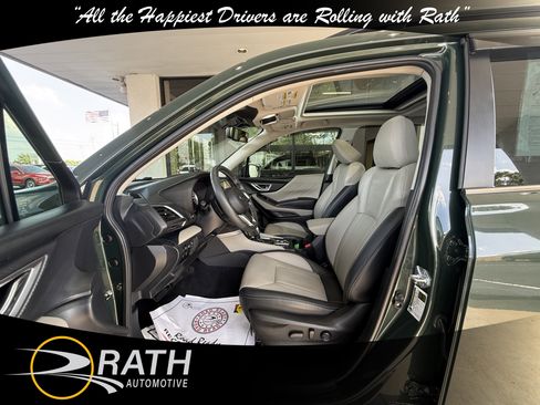 Used 2022 Subaru Forester Limited AWD/4WD image 12