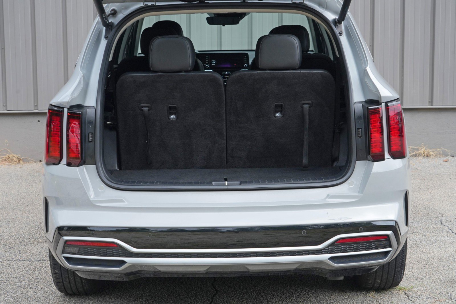 Used 2022 Kia Sorento EX w/ Panoramic Sunroof Package FWD image 9