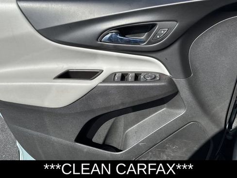Used 2022 Chevrolet Equinox LT FWD image 9