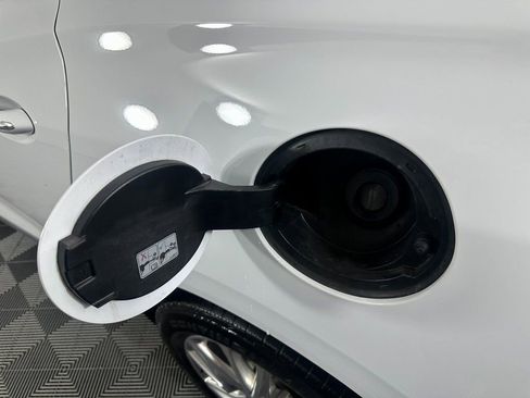 Used 2023 Buick Enclave Essence w/ Experience Buick Package image 5