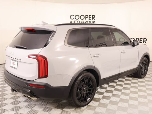 Used 2022 Kia Telluride EX w/ EX Premium Package AWD/4WD image 23