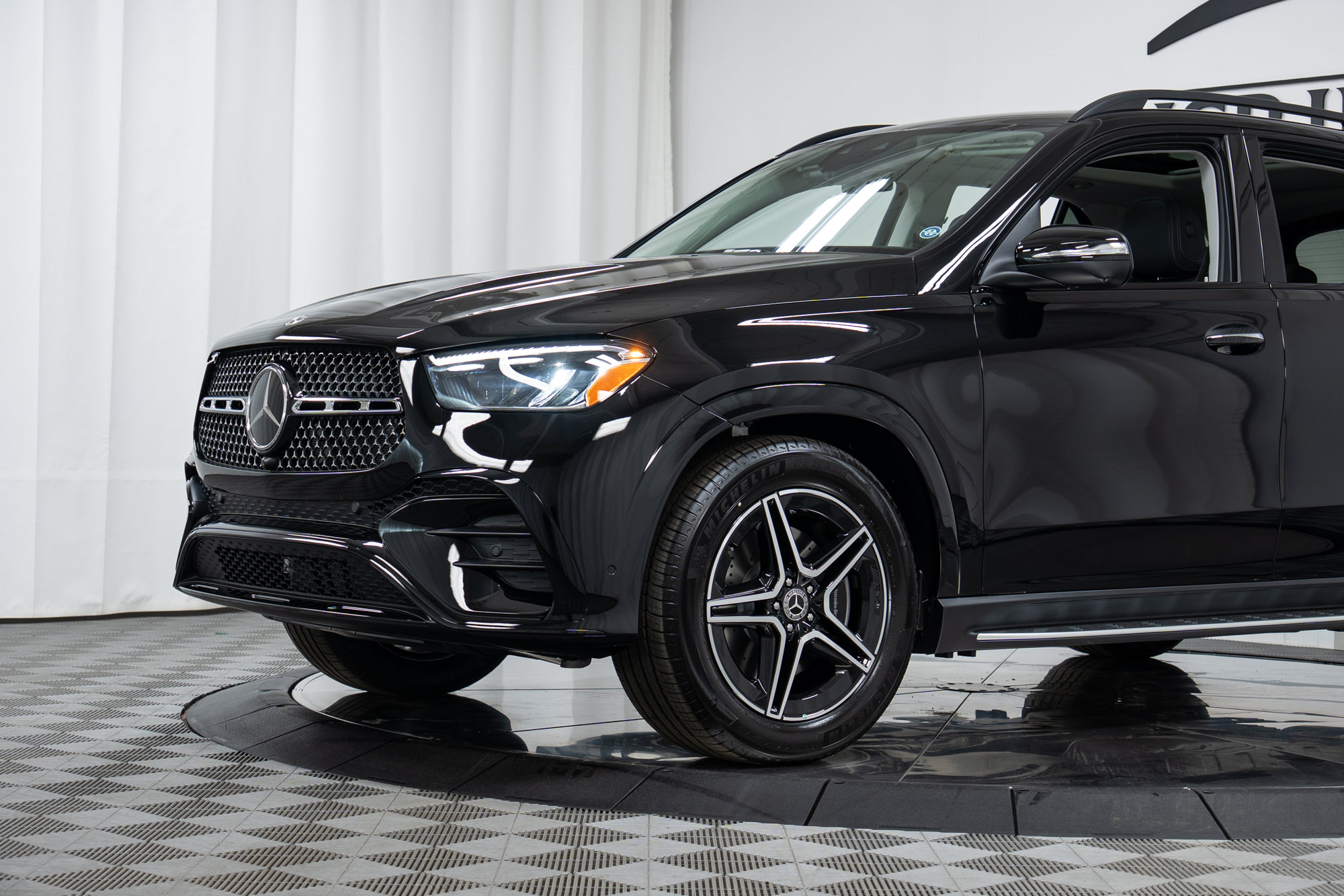 Certified 2026 Mercedes-Benz GLE 450 4MATIC image 25