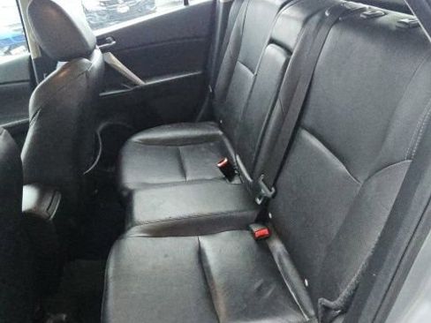 Used 2012 MAZDA MAZDA3 i Grand Touring image 10