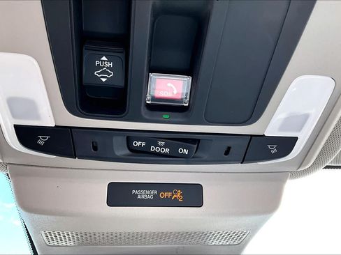 Used 2024 Honda Accord EX image 31