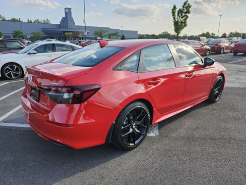 Used 2025 Honda Civic Sport image 16
