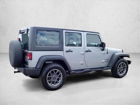 Used 2017 Jeep Wrangler Unlimited Sport w/ Connectivity Group AWD/4WD image 4