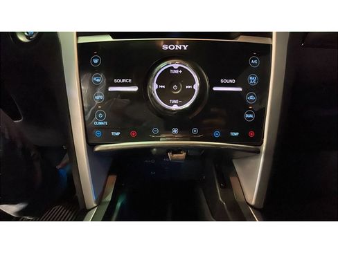 Used 2015 Ford Explorer Limited w/ Equipment Group 302A AWD/4WD image 14