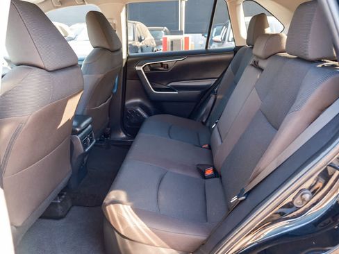Certified 2025 Toyota RAV4 LE AWD/4WD image 18