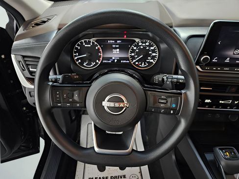 Certified 2023 Nissan Rogue SV AWD/4WD image 11