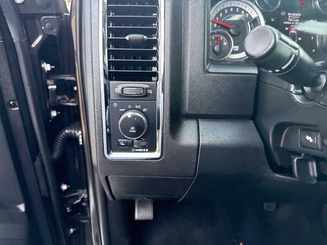 Used 2017 RAM 1500 Laramie AWD/4WD image 19