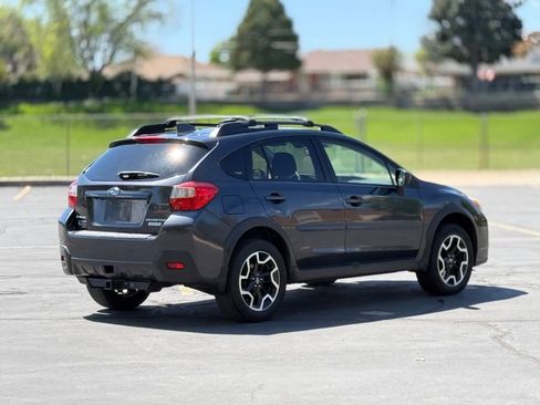 Used 2016 Subaru Crosstrek 2.0i Premium AWD/4WD image 5