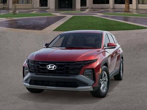 New 2026 Hyundai Tucson SE image 7