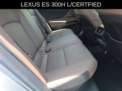 Used 2025 Lexus ES 300h w/ Premium Package FWD image 13