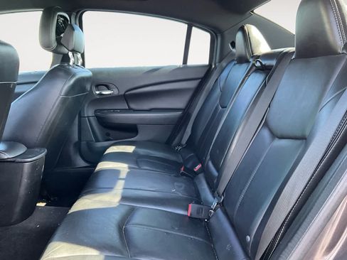 Used 2014 Chrysler 200 Limited FWD image 13