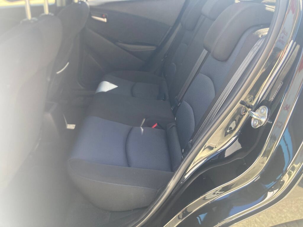Used 2020 Toyota Yaris LE FWD image 15