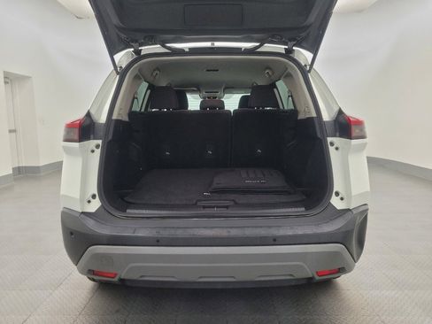 Used 2022 Nissan Rogue S image 29