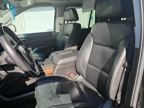 Used 2019 Chevrolet Tahoe LT image 6