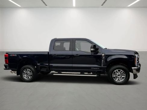 Used 2025 Ford F250 Lariat image 5