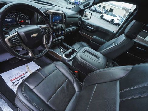 Used 2022 Chevrolet Silverado 1500 High Country w/ Safety Package II AWD/4WD image 16