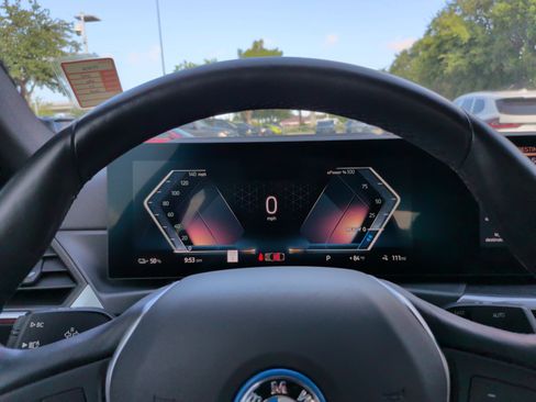 Used 2023 BMW i4 eDrive40 w/ Premium Package RWD image 17