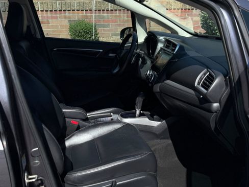 Used 2015 Honda Fit EX image 11