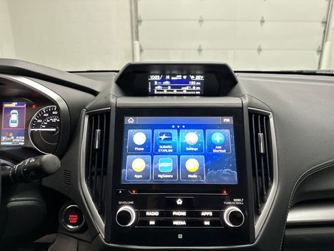 Used 2021 Subaru Impreza 2.0i Limited image 28