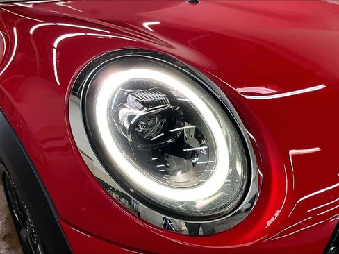 Used 2023 MINI Cooper 2-Door Hardtop w/ Signature Upholstery Package image 30