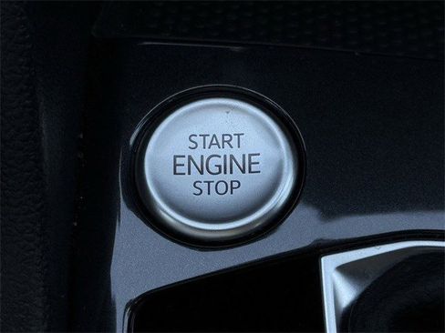 Certified 2024 Volkswagen Tiguan Wolfsburg Edition image 22