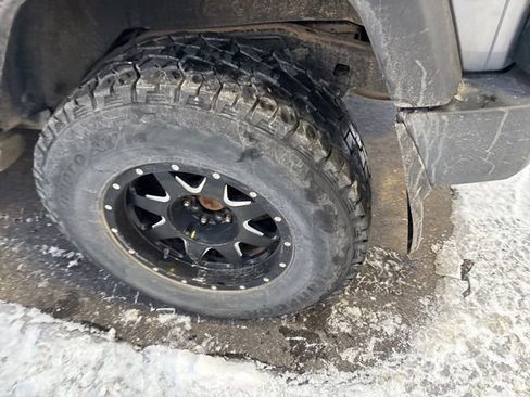 Used 2015 Jeep Wrangler Sahara image 21