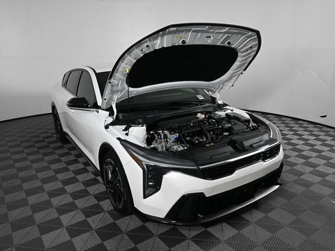 Used 2025 Kia K4 GT-Line FWD image 31