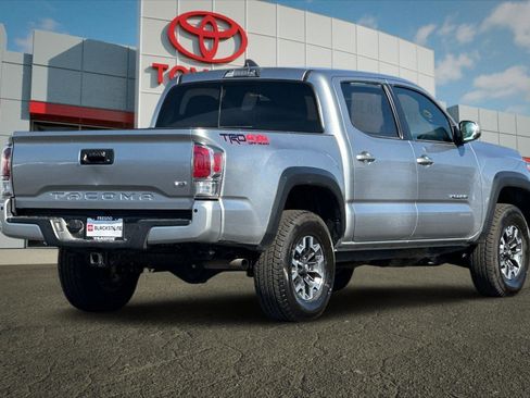 Certified 2023 Toyota Tacoma TRD Off-Road image 3