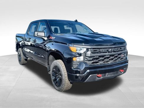 New 2026 Chevrolet Silverado 1500 Custom Trail Boss AWD/4WD image 2