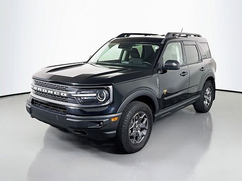 Used 2023 Ford Bronco Sport Badlands AWD/4WD image 3