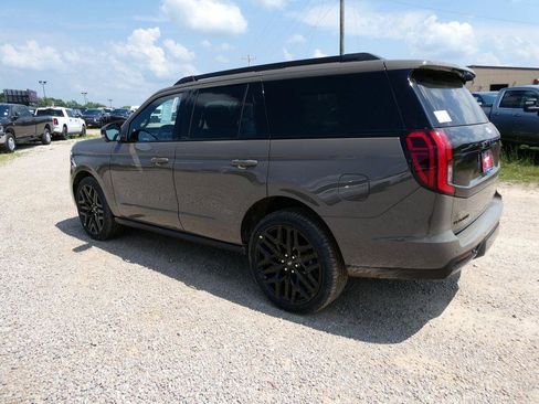 New 2027 Ford Expedition Platinum w/ Stealth Performance Package AWD/4WD image 6