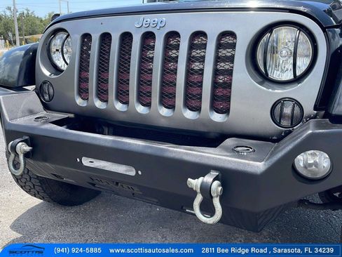 Used 2015 Jeep Wrangler Sport image 16