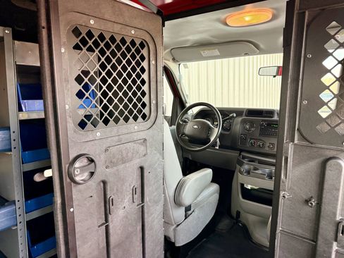 Used 2012 Ford E-150 and Econoline 150 w/ Commercial Cargo Van Pkg image 26