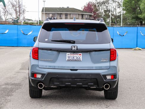 Used 2023 Honda Passport Elite image 8
