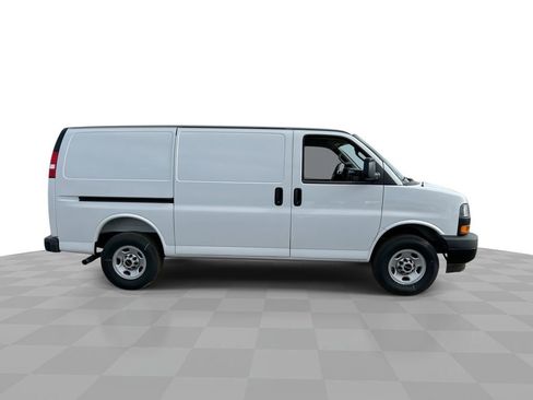 New 2025 GMC Savana 2500 w/ Driver Convenience Package image 9