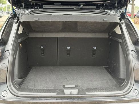 Certified 2025 Chevrolet Trax LT image 34