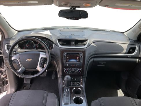 Used 2015 Chevrolet Traverse LT FWD image 21