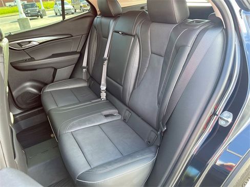 Used 2021 Buick Envision Essence image 23