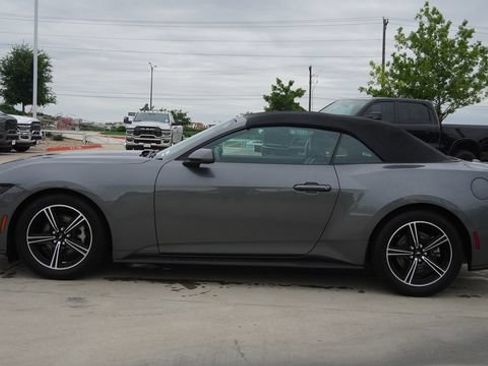 Used 2024 Ford Mustang Premium RWD image 6
