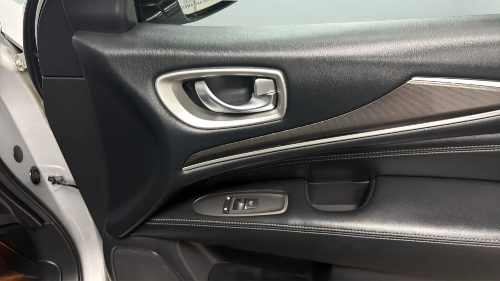 Used 2017 INFINITI QX60 FWD w/ Premium Plus Package image 18