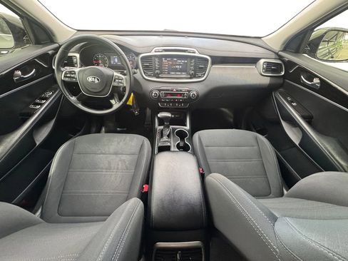 Used 2019 Kia Sorento FWD w/ Option Group 020 image 11
