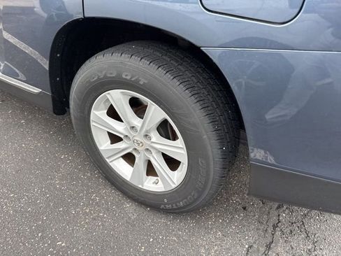 Used 2012 Toyota Highlander SE w/ Tow Pkg AWD/4WD image 22