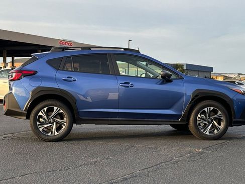 Certified 2025 Subaru Crosstrek 2.0i Premium AWD/4WD image 3