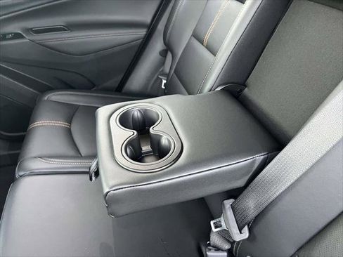 Used 2023 Chevrolet Equinox Premier image 13